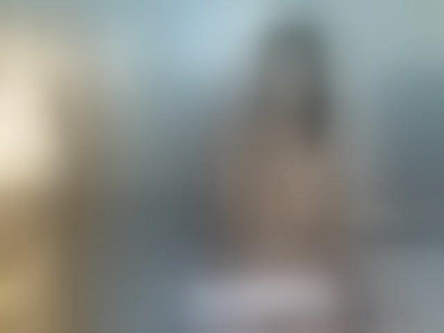 Live sex webcam photo for Royal309 #294095102