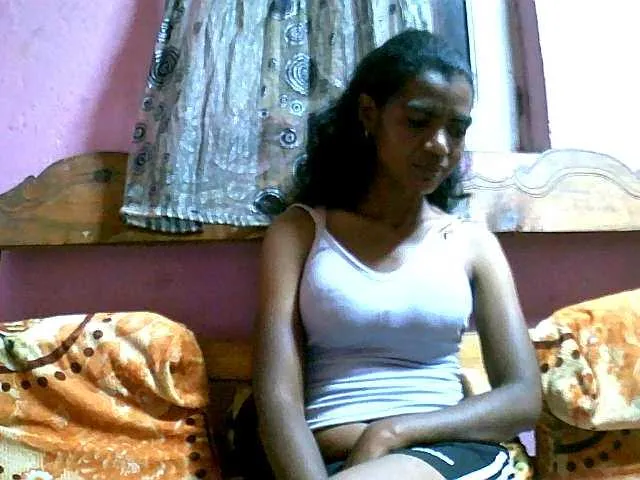 Live sex webcam photo for Royblackhot #290845081