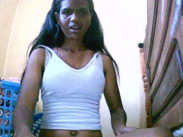 Live sex webcam photo for Royblackhot #291171963