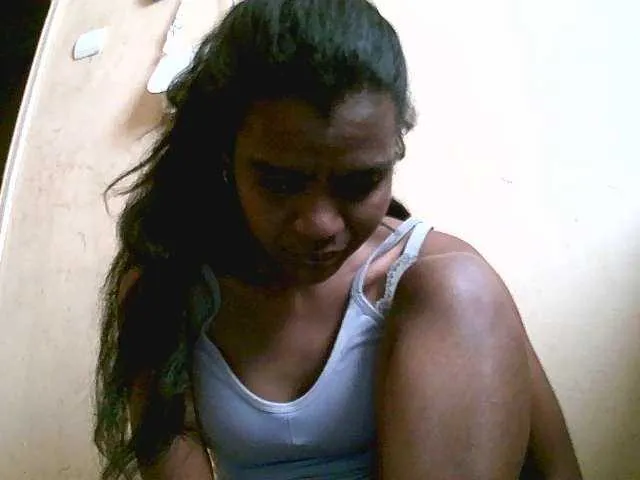 Live sex webcam photo for Royblackhot #291237976