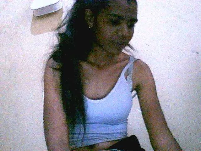 Live sex webcam photo for Royblackhot #291243543