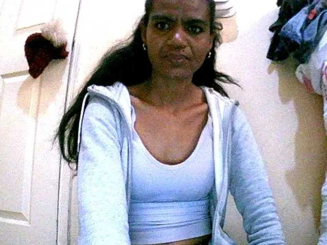 Live sex webcam photo for Royblackhot #291276779