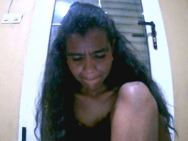 Live sex webcam photo for Royblackhot #291472908