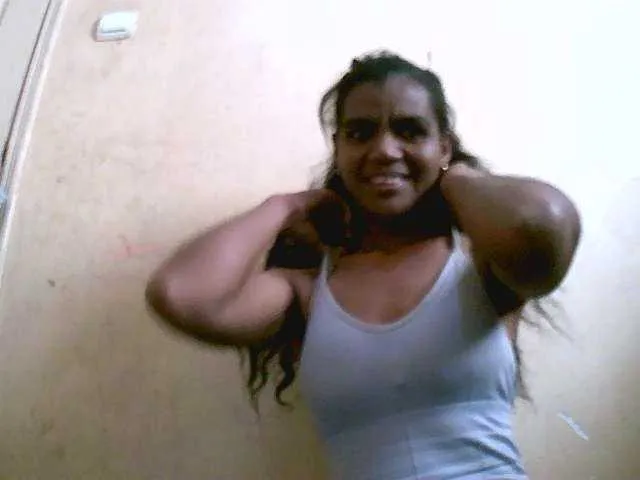 Live sex webcam photo for Royblackhot #291548325