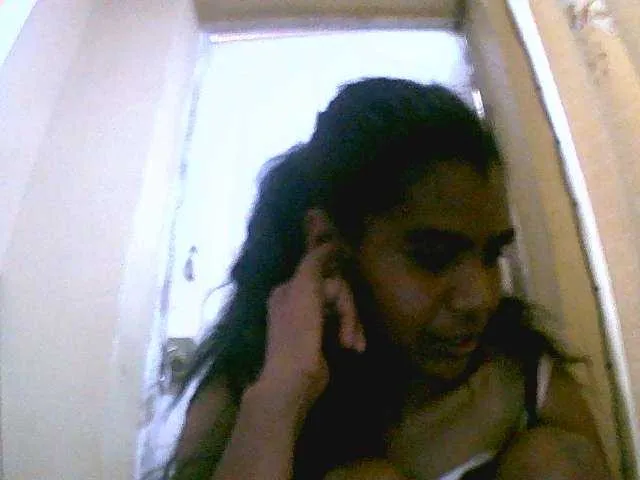 Live sex webcam photo for Royblackhot #291574479
