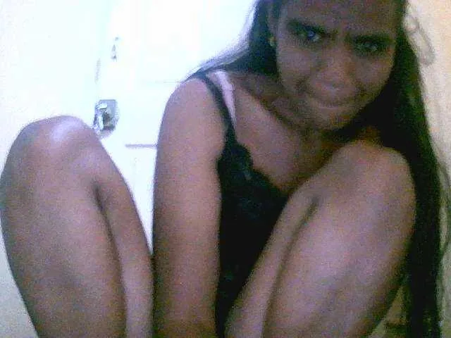 Live sex webcam photo for Royblackhot #291630045