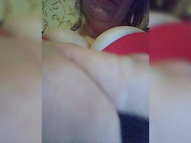 Live sex webcam photo for Rozarr #277869863