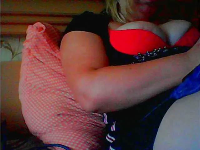 Live sex webcam photo for Rozarr #289326328