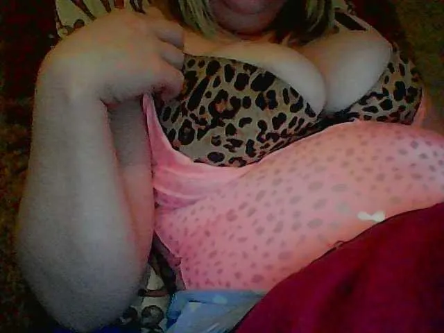 Live sex webcam photo for Rozarr #290268740