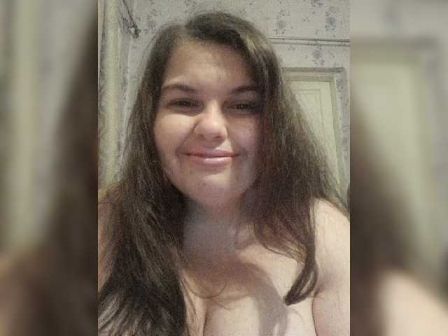 Live sex webcam photo for Rozaura17 #272061213