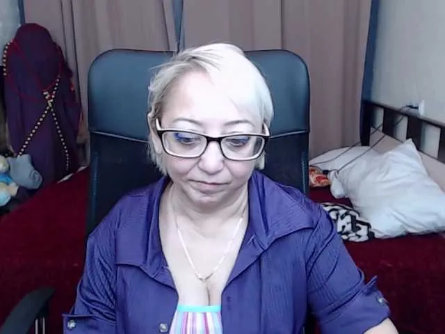 Live sex webcam photo for Roze-Lowful #271872046