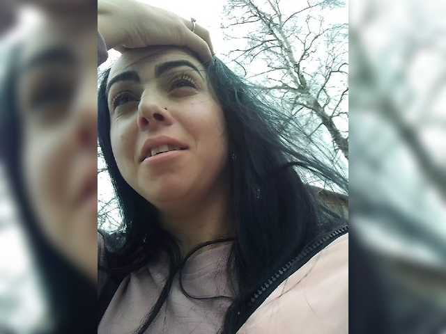 Live sex webcam photo for Rozza30-1 #277388524