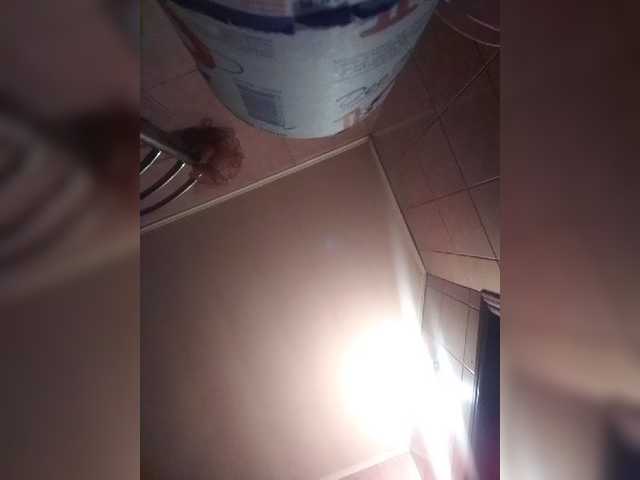 Live sex webcam photo for Rozza30-1 #277409220