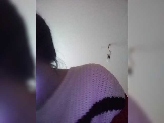 Live sex webcam photo for Rozza30-1 #277482822