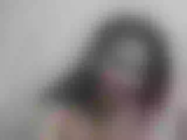 Live sex webcam photo for Rsylvie #292116226