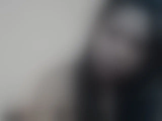 Live sex webcam photo for Rsylvie #292386970