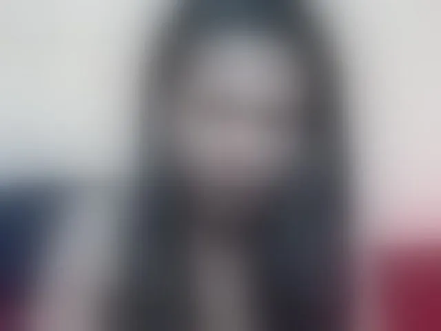 Live sex webcam photo for Rsylvie #292735232