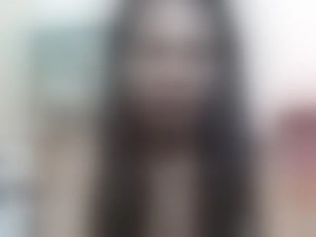 Live sex webcam photo for Rsylvie #292980783