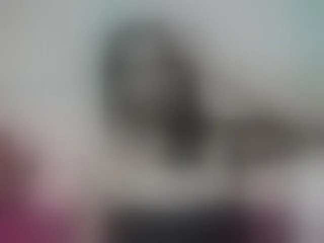 Live sex webcam photo for Rsylvie #293380205