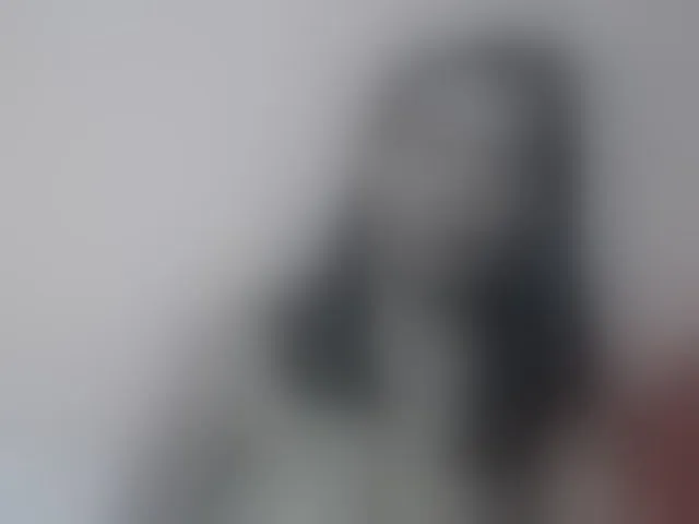 Live sex webcam photo for Rsylvie #293543881