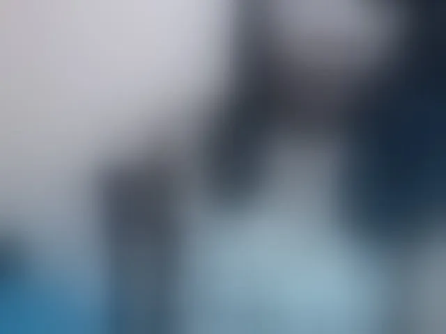 Live sex webcam photo for Rsylvie #293746815