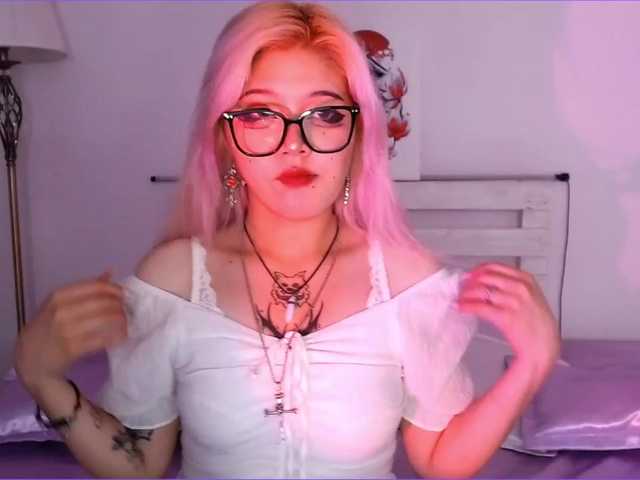 Live sex webcam photo for RuaTorres #275955936