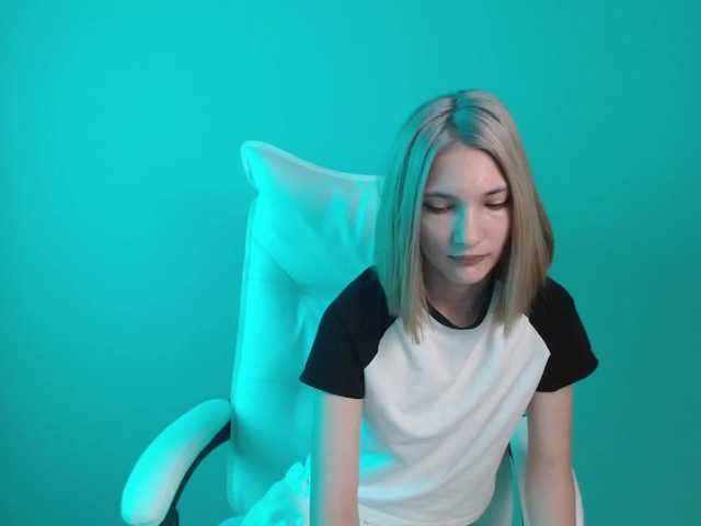 Live sex webcam photo for Rubby11 #274663499