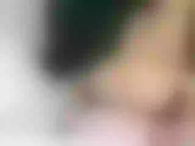 Live sex webcam photo for RubbyMoon #273975962