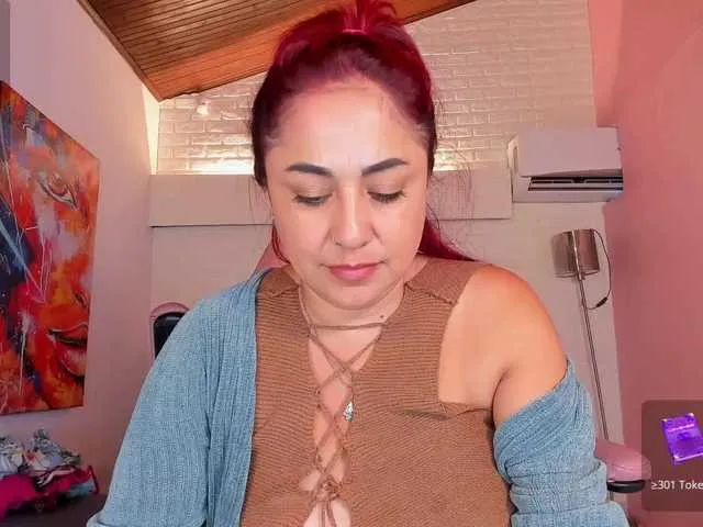Live sex webcam photo for RubiMarquez #277190830