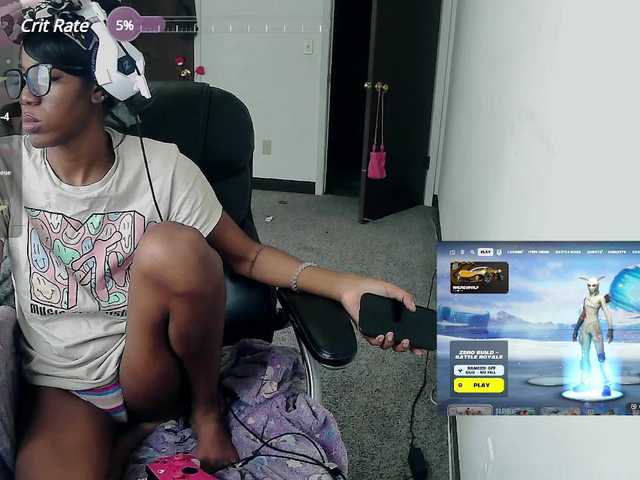 Live sex webcam photo for RubiVixxen #277738479