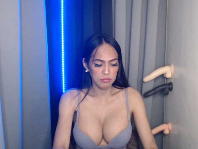 Live sex webcam photo for Ruby10inch #273569655