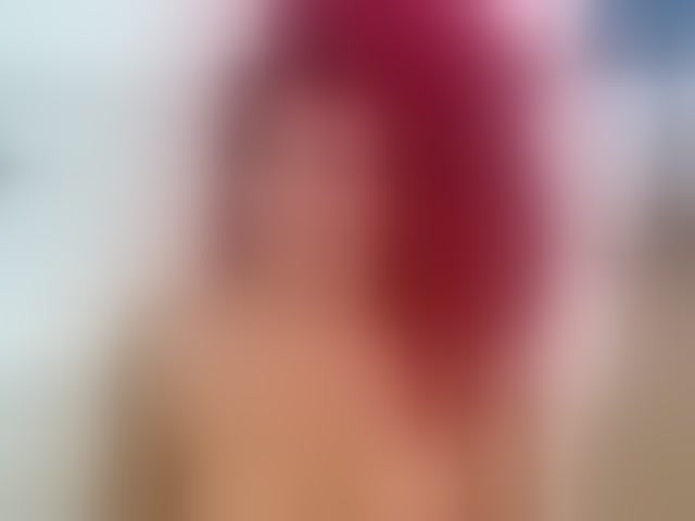 Live sex webcam photo for RubyRogers #292417627