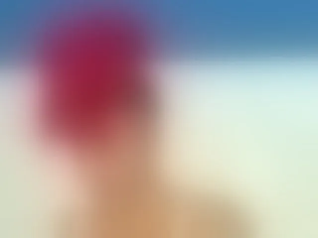 Live sex webcam photo for RubyRogers #293644380