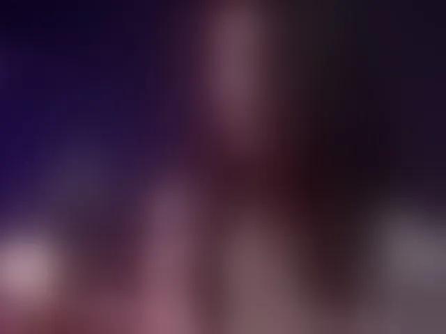 Live sex webcam photo for RubyRya #293609332