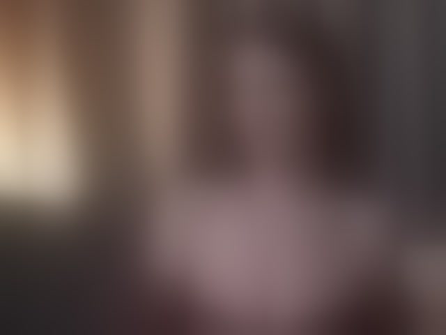 Live sex webcam photo for RubyRya #294311528