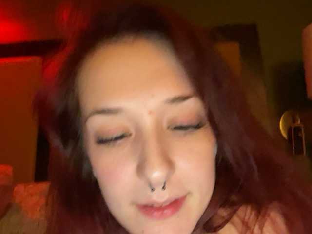 Live sex webcam photo for Rubydiditt #277333266