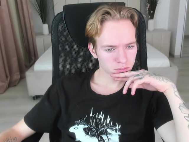 Live sex webcam photo for RudyGruft #290576562