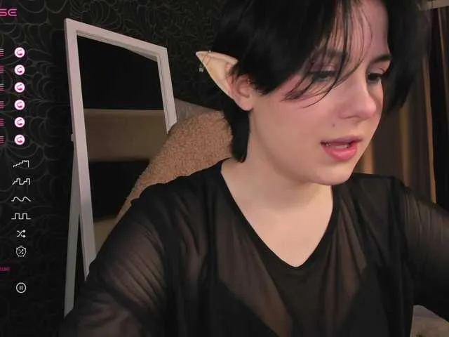 Live sex webcam photo for RuntyStrip #277466420