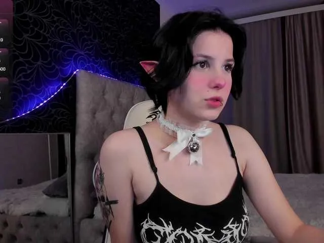 Live sex webcam photo for RuntyStrip #289256158