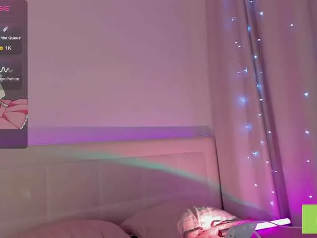 Live sex webcam photo for RuntyStrip #290372194