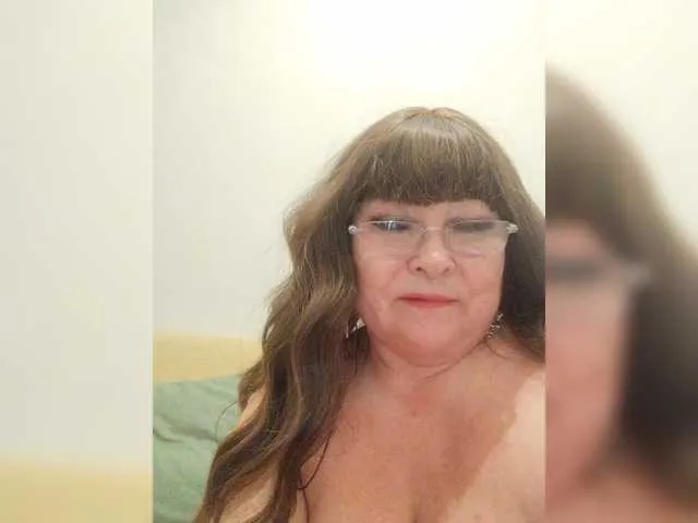 Live sex webcam photo for Rusanna123 #290275741