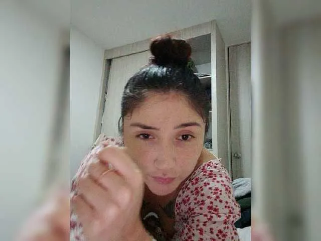 Live sex webcam photo for Rush35 #272680512