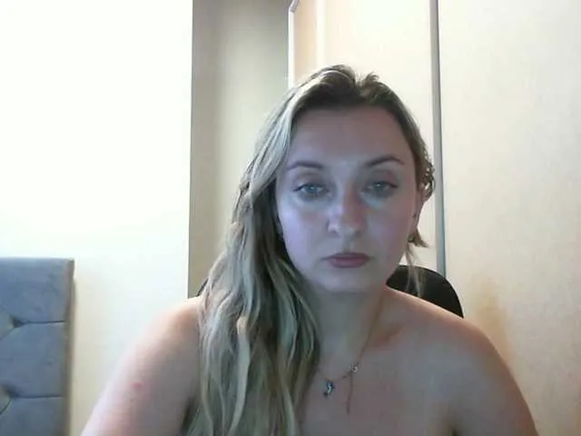 Live sex webcam photo for RuslanaFlower #291584139