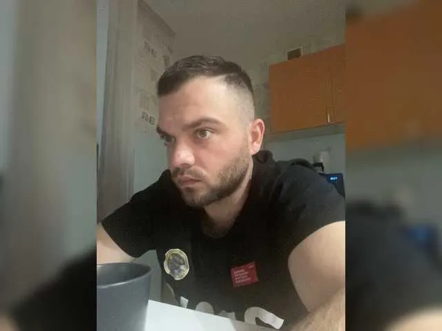 Live sex webcam photo for Ruslann996 #273202955