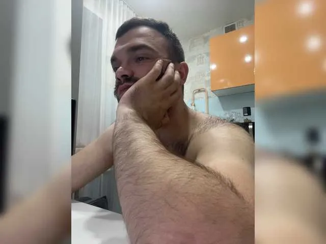 Live sex webcam photo for Ruslann996 #273383947