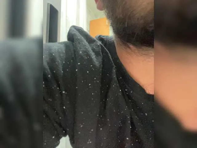 Live sex webcam photo for Ruslann996 #273889151