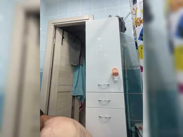 Live sex webcam photo for Ruslann996 #274022858