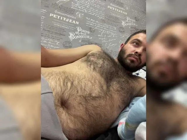 Live sex webcam photo for Ruslann996 #274524503