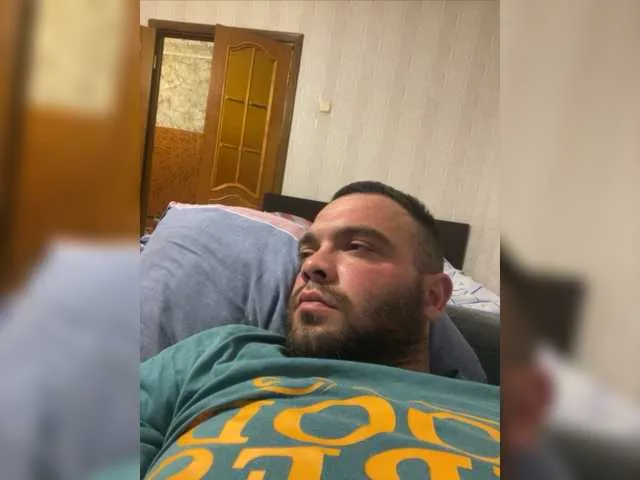 Live sex webcam photo for Ruslann996 #276073740