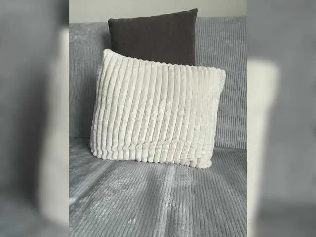 Live sex webcam photo for RussAss #291285762